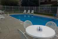 Swimming Pool SureStay Plus Hotel by Best Western Auburn