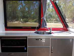 Bedroom 4 Moama on Murray River Cruisers