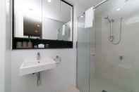 In-room Bathroom Accommodate Canberra - Indigo