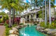 Kolam Renang 4 Port Douglas Penthouse at Sea Temple