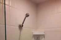 In-room Bathroom High Floor near Petchaburi MRT