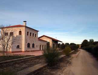 Exterior 2 Albergue de Cretas