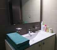 In-room Bathroom 4 Artistica Suite - Central Park