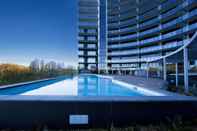 Swimming Pool Accommodate Canberra - Manhattan