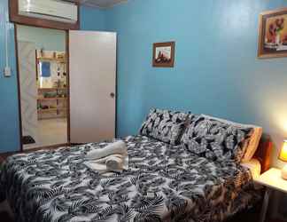 Kamar Tidur 2 Alma's Guesthouse