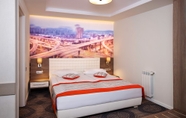 Kamar Tidur 6 Plaza 35