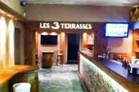 Bar, Cafe and Lounge Hotel Restaurant Les 3 Terrasses