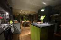 Quầy bar, cafe và phòng lounge Downton Lodge Country B&B