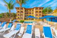 Swimming Pool Happy Hotel Praia Azul