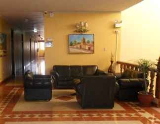 Lobby 2 DM Hoteles Ayacucho