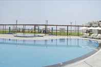 Swimming Pool DM Hoteles Asia