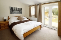 Bedroom Barker Stakes Farm Lodges