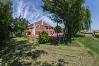 Exterior Bordeghina B&B in Farmhouse