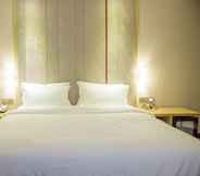 Bedroom 5 Lavande Hotels