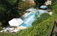 Swimming Pool 6 Le Petit Massigny