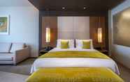 Bedroom 2 Mövenpick Hotel du Lac Tunis