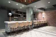 Bar, Cafe and Lounge TRYP by Wyndham Newark Downtown