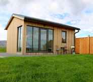 Exterior 2 Austurey cottages