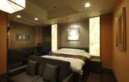 Bedroom 6 Hotel Waltz Okazaki - Adults Only