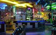 Bar, Kafe, dan Lounge 5 Hotel Cade