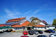 Luar Bangunan Hotel Buncic Vrbovec