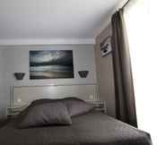 Bedroom 4 Residence Hoteliere Sarah Bernard