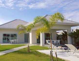 Exterior 2 Hua Hin Pool Villa with 4 Bedrooms L27