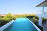 Swimming Pool Phu Montra Villa with Ocean View A4