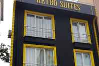 Exterior Retro Suites