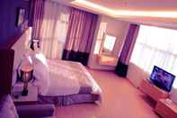 Bedroom Meera Suites