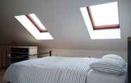 Kamar Tidur 6 Attic Flat With Amazing Terrace