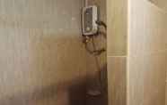 Toilet Kamar 7 Thorada Place