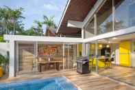 สระว่ายน้ำ Villa Mai Tai