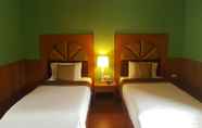 Kamar Tidur 7 Maya Resort Hotel