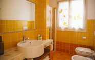 In-room Bathroom 7 Villa Venti