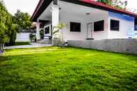 Luar Bangunan Family Villa Iona with Private Pool