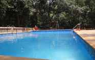 Swimming Pool 4 Hotel Ashok