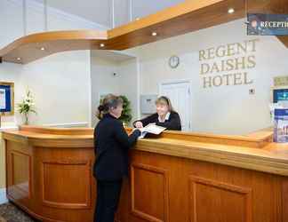 Lobi 2 Hotel Prince Regent