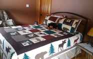 Kamar Tidur 7 Strong Timbers B&B