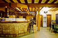 Quầy bar, cafe và phòng lounge Hostal Guadiana