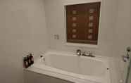 Toilet Kamar 3 Hotel Eris Hakata - Adult Only