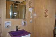 Toilet Kamar Pomice Studio