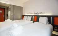 Bedroom 2 easyHotel Sheffield