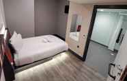 Bilik Tidur 3 easyHotel Sheffield