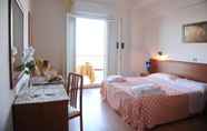 Bilik Tidur 4 Hotel Astoria Pesaro