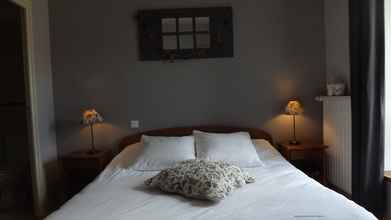 Bedroom 4 Chambre et table d’hôtes Le Fougal