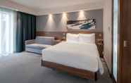 Bedroom 5 Hampton by Hilton Warsaw Mokotow