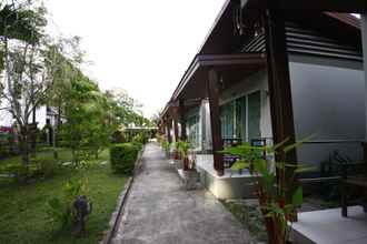 ภายนอกอาคาร 4 Naiyang Boutique Resort