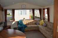 Common Space Luxury 3 Bed Caravan Lakes - Haven Site