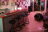 Bar, Cafe and Lounge Katty Room for Rent